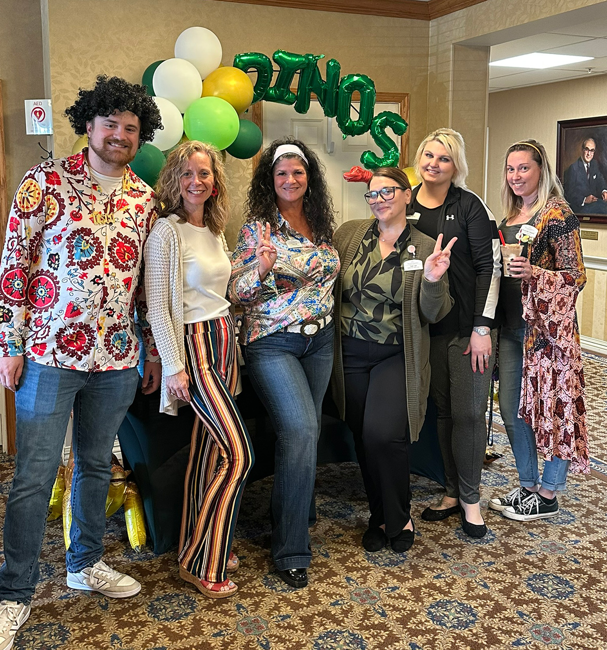 DINOs